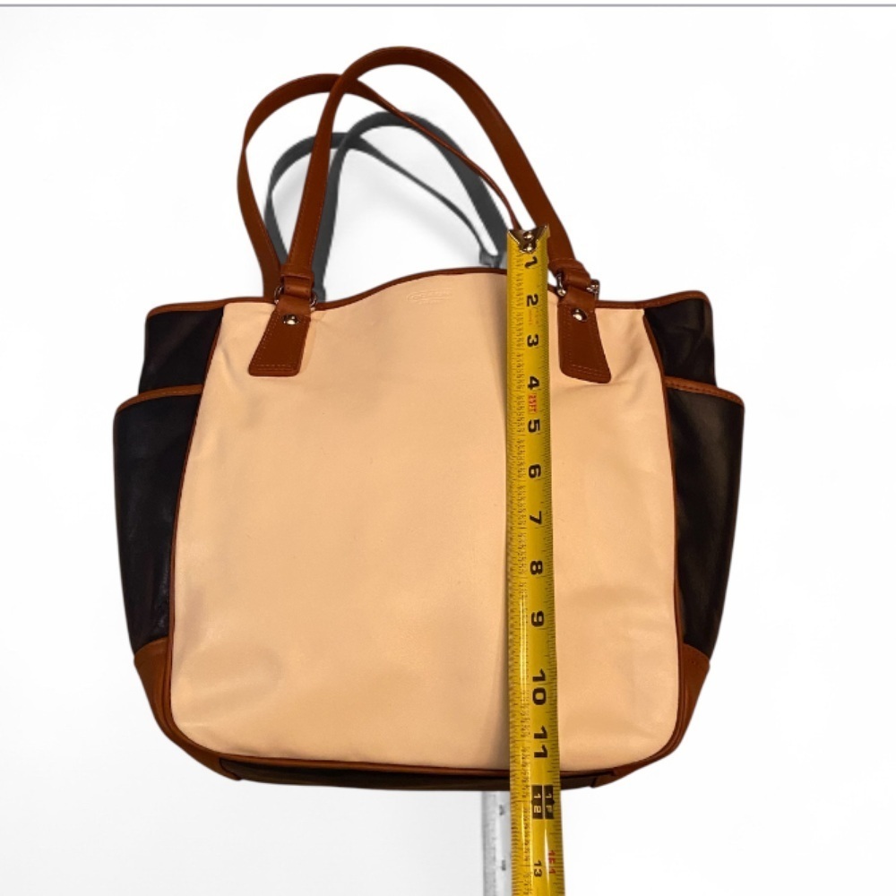 Coach Park Metro Leather Tote bag in a cream, navy, and brown color block F23683 - Picture 8 of 11
